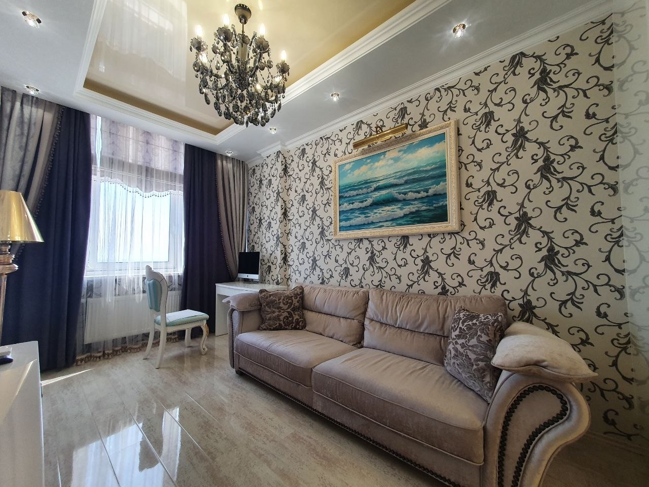 продажа трехкомнатной квартиры номер A-174801 в Приморском районе, фото номер 17